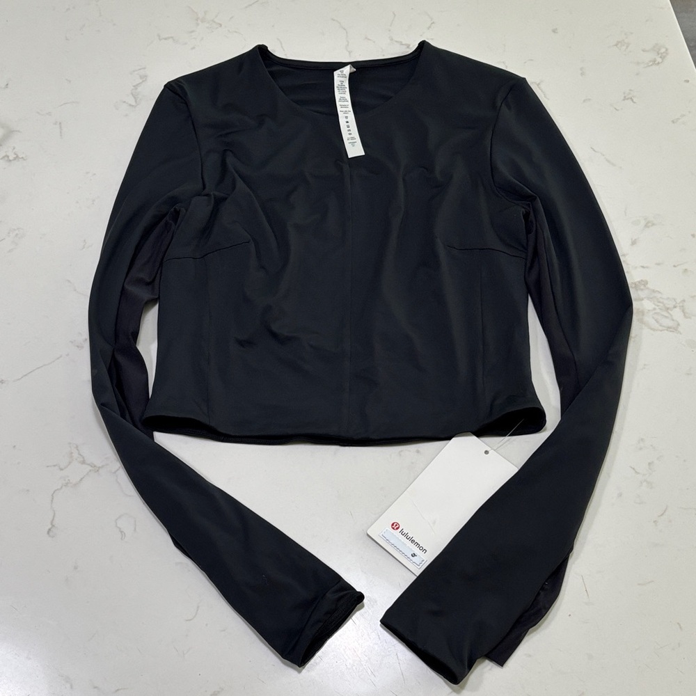 Lululemon Tight-Fit Lined Long Sleeve - RETAIL $108. Size S NWT. Sold out.